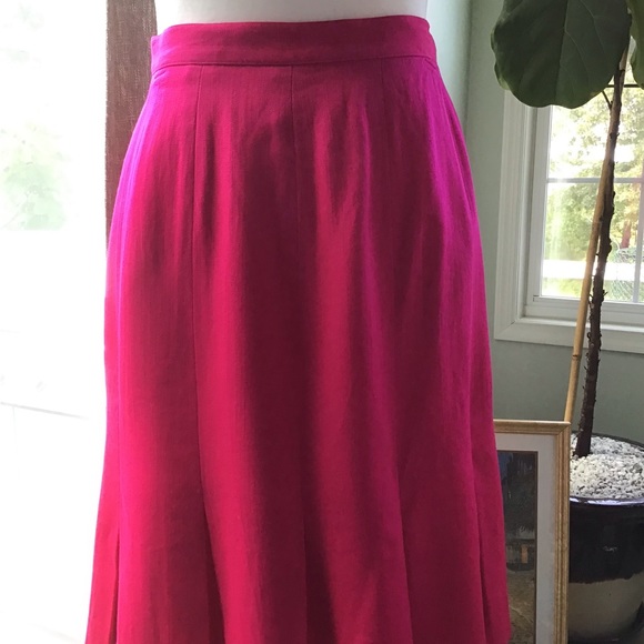 Dana Buchman skirt in Pink, Size 8, Petite. - Picture 5 of 8